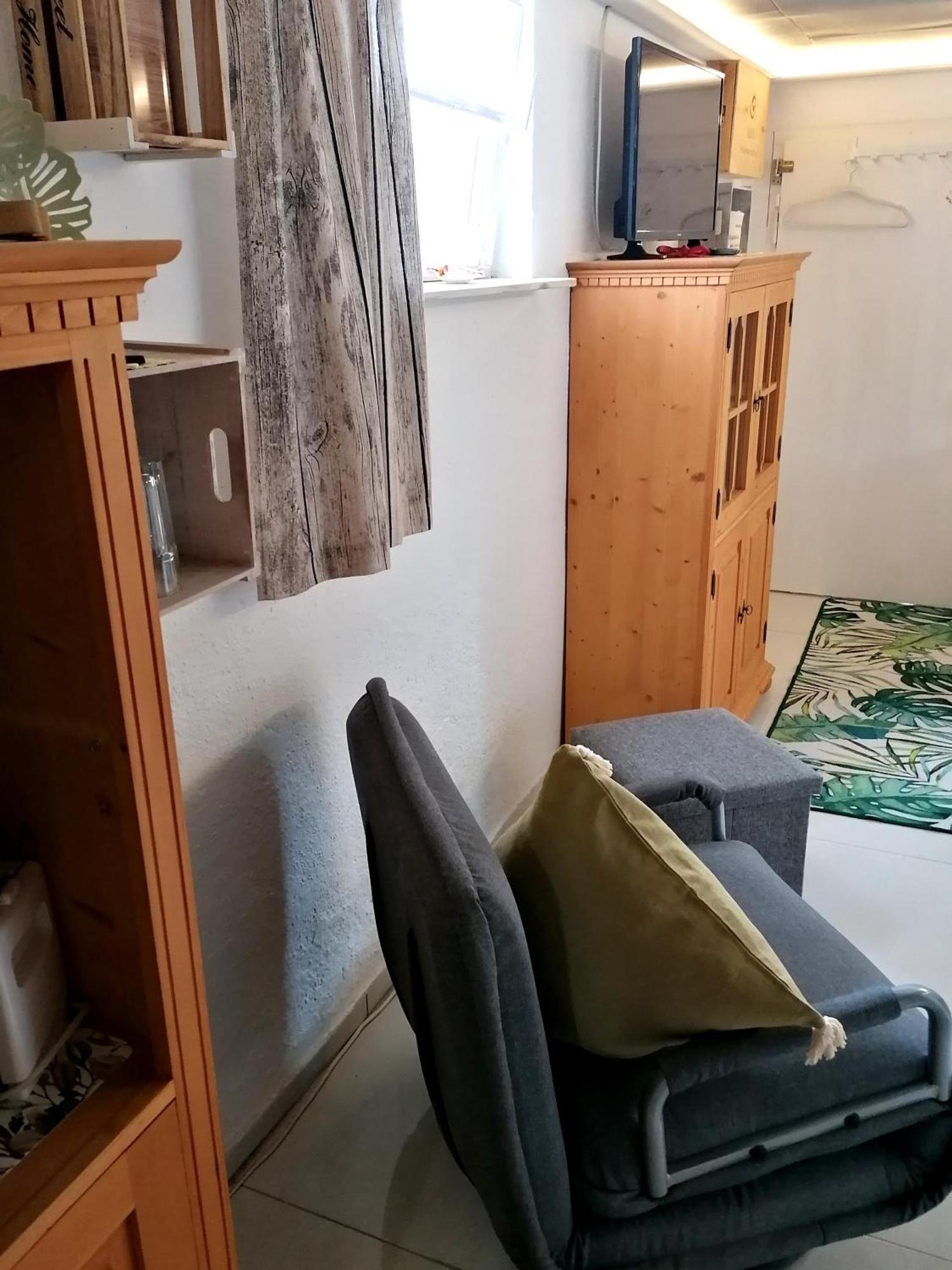 Kleines Studio Im Eichenwaeldchen, 1 Zimmer Kueche Bad Friedrichsgrun Luaran gambar
